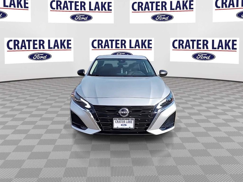 Used 2024 Nissan Altima 2.5 SV Sedan