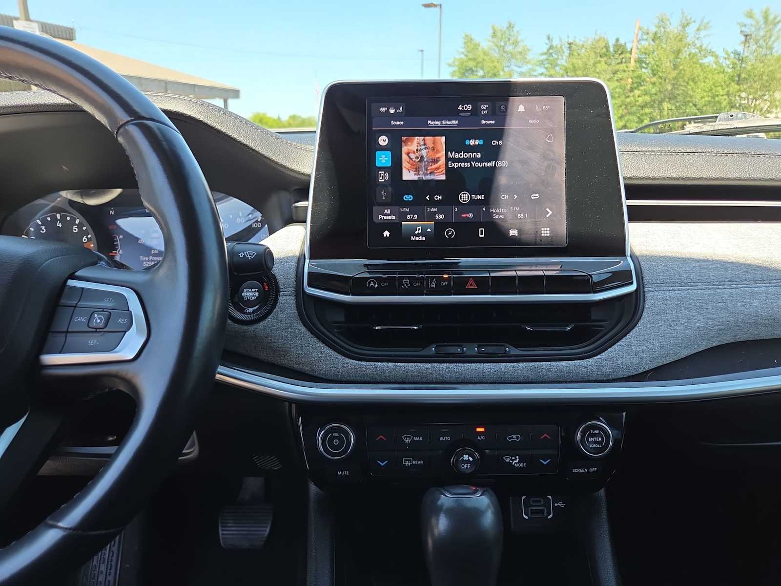 2022 Jeep Compass Latitude - Photo 24