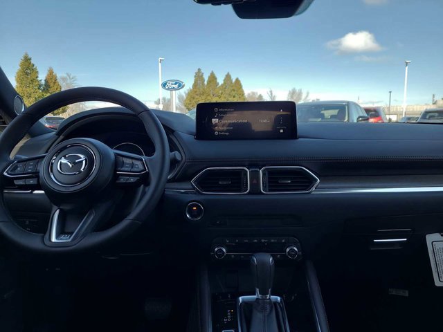 Thumbnail: 2025 Mazda CX-5 - 18