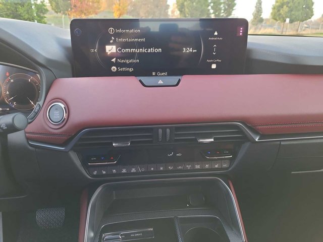 Thumbnail: 2026 Mazda CX-70 - 24