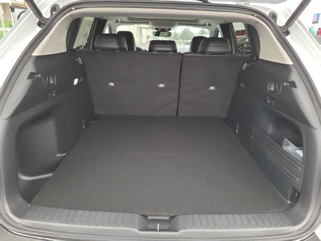 Thumbnail: 2026 Mazda CX-50 - 27