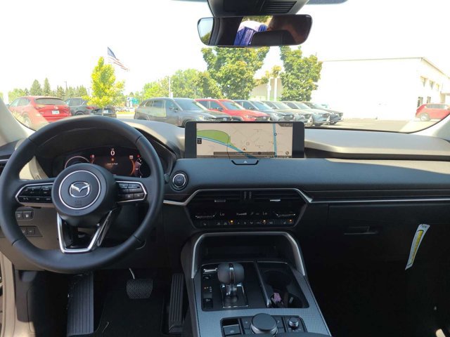 Thumbnail: 2025 Mazda CX-70 - 18