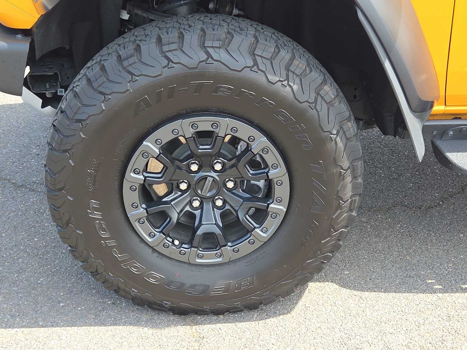 Thumbnail: 2022 Ford Bronco - 15