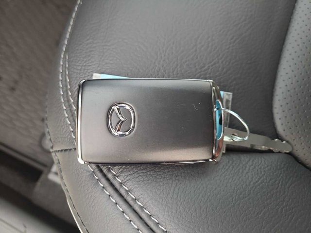 Thumbnail: 2025 Mazda CX-5 - 28