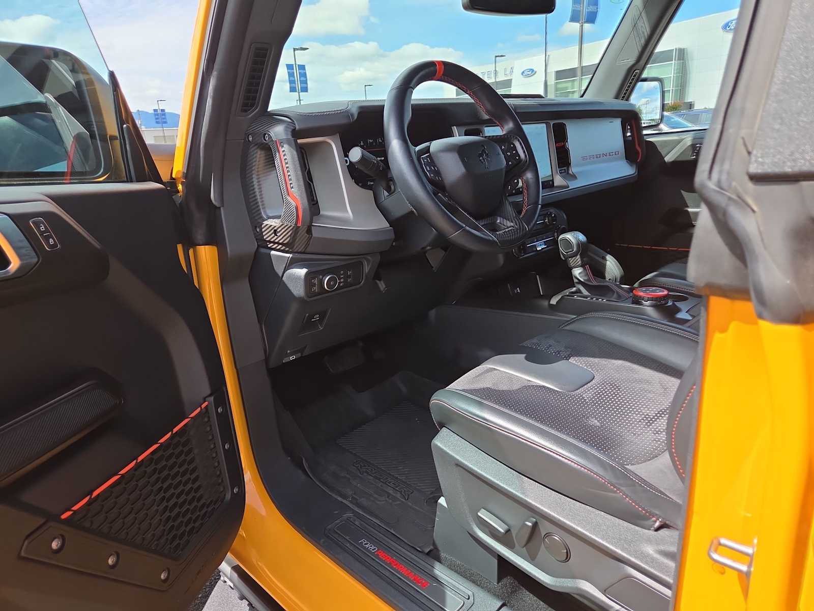 Thumbnail: 2022 Ford Bronco - 9
