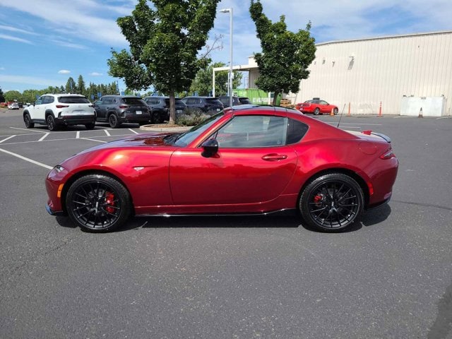 Thumbnail: 2025 Mazda MX-5 Miata - 11