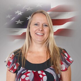 Staff member Susan Ries from ID_28ebb0a76608