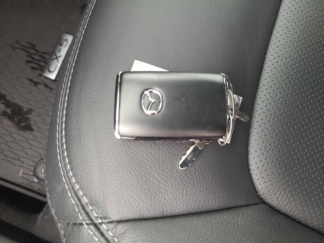 Thumbnail: 2025 Mazda CX-5 - 28