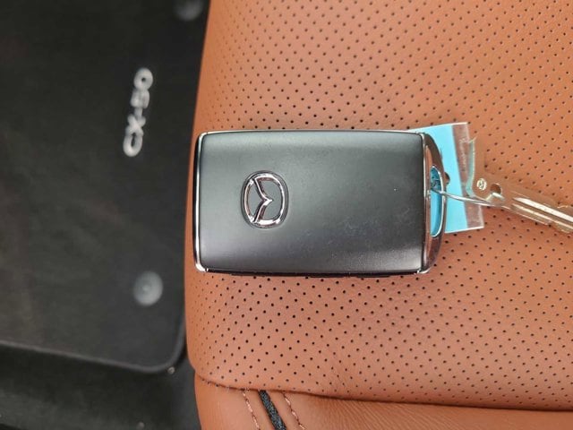 Thumbnail: 2025 Mazda CX-50 - 28