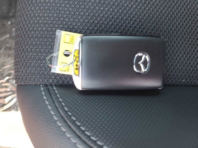 Thumbnail: 2025 Mazda CX-50 - 28