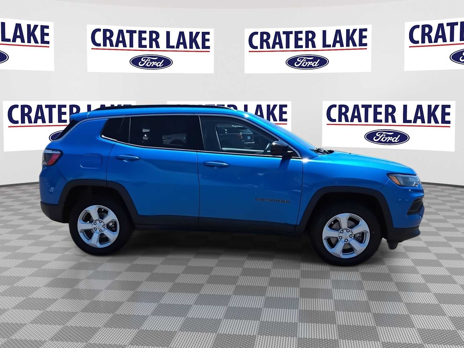 2022 Jeep Compass Latitude - Photo 9