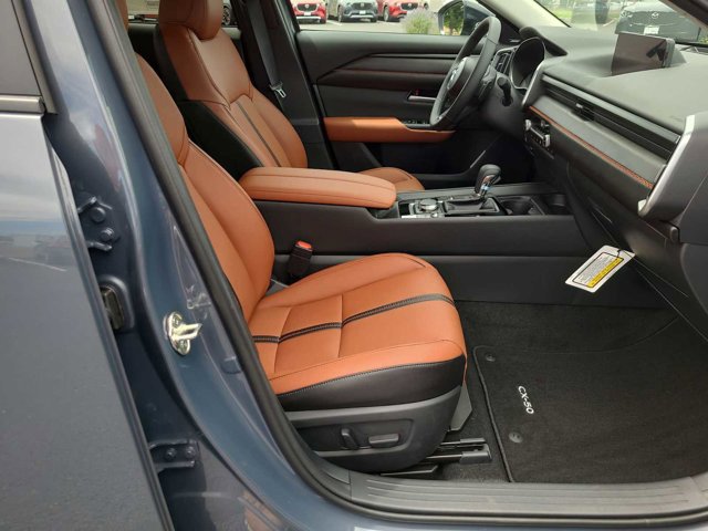 Thumbnail: 2025 Mazda CX-50 - 22