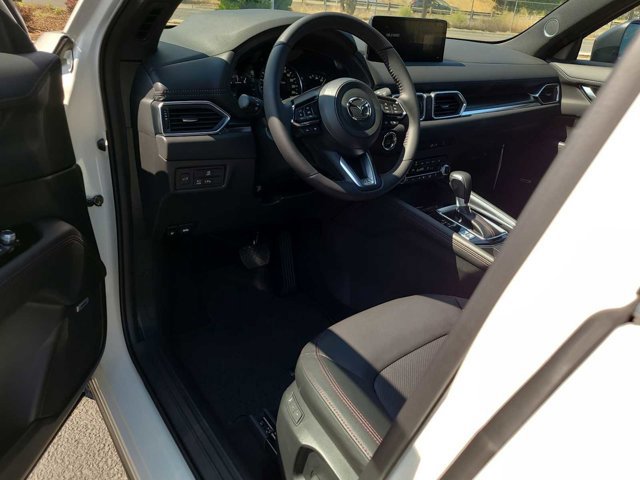 Thumbnail: 2025 Mazda CX-5 - 10