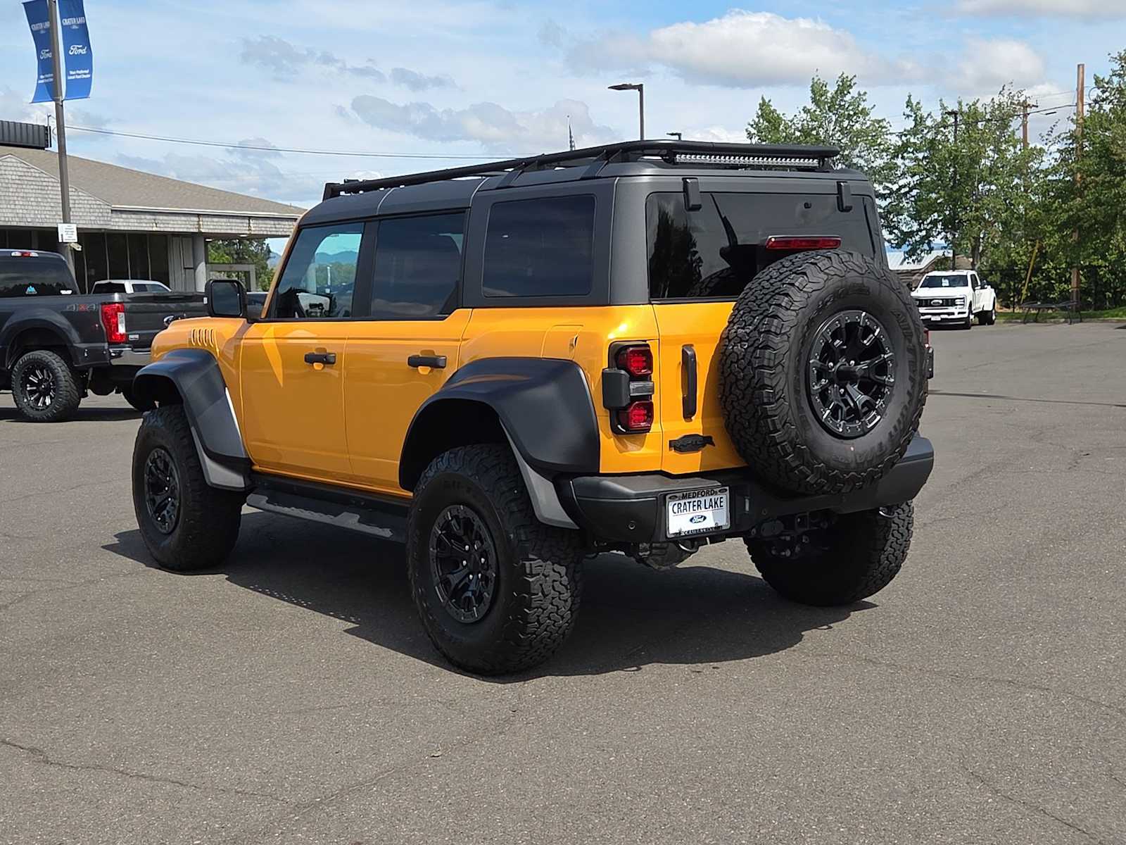 Thumbnail: 2022 Ford Bronco - 11