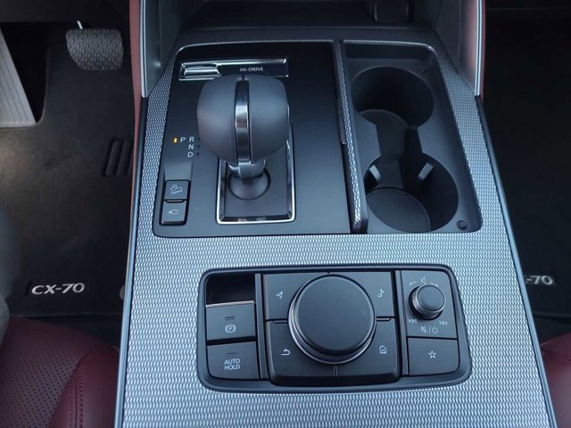 Thumbnail: 2026 Mazda CX-70 - 25