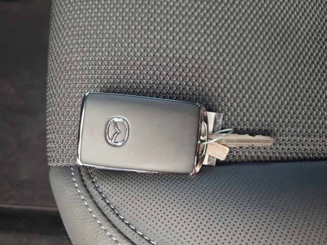 Thumbnail: 2025 Mazda CX-50 - 28