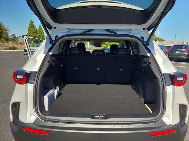 Thumbnail: 2025 Mazda CX-50 - 27