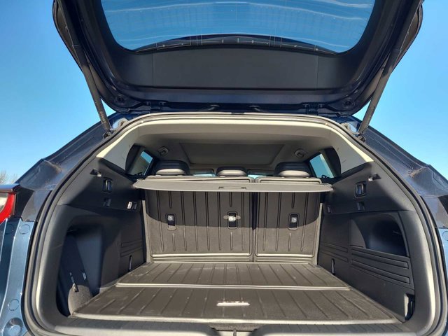 Thumbnail: 2026 Mazda CX-50 - 27