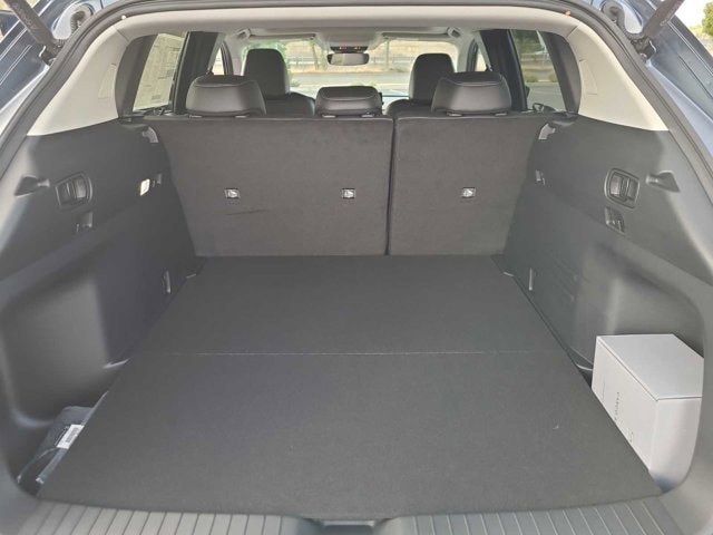 Thumbnail: 2025 Mazda CX-50 - 27