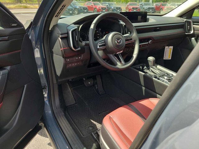 Thumbnail: 2025 Mazda CX-50 - 10