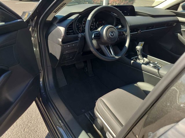 Thumbnail: 2025 Mazda Mazda3 - 10