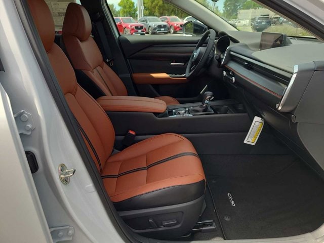 Thumbnail: 2025 Mazda CX-50 - 22