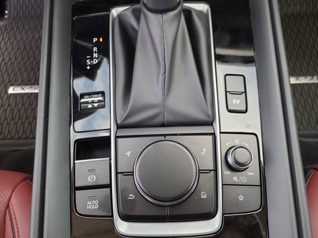 Thumbnail: 2025 Mazda CX-50 - 25