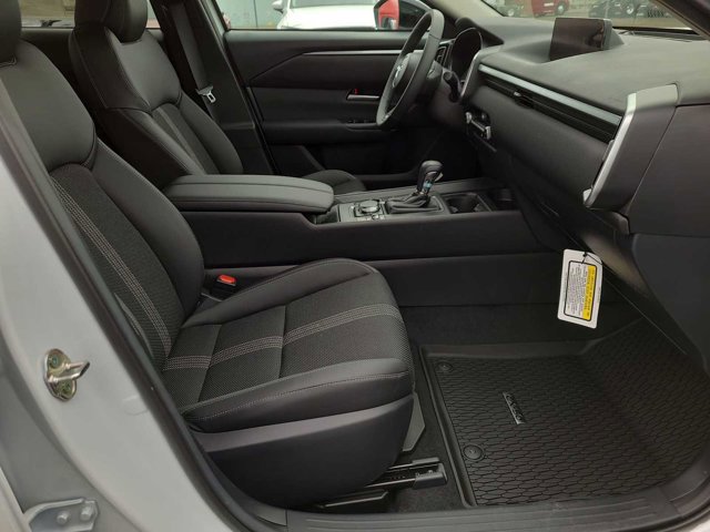 Thumbnail: 2025 Mazda CX-50 - 22