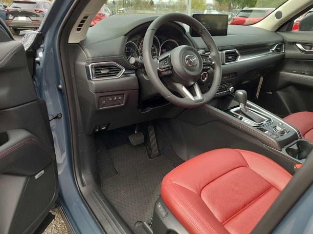 Thumbnail: 2025 Mazda CX-5 - 10