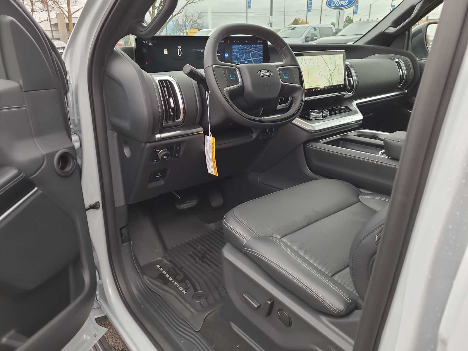 Thumbnail: 2025 Ford Expedition MAX - 10