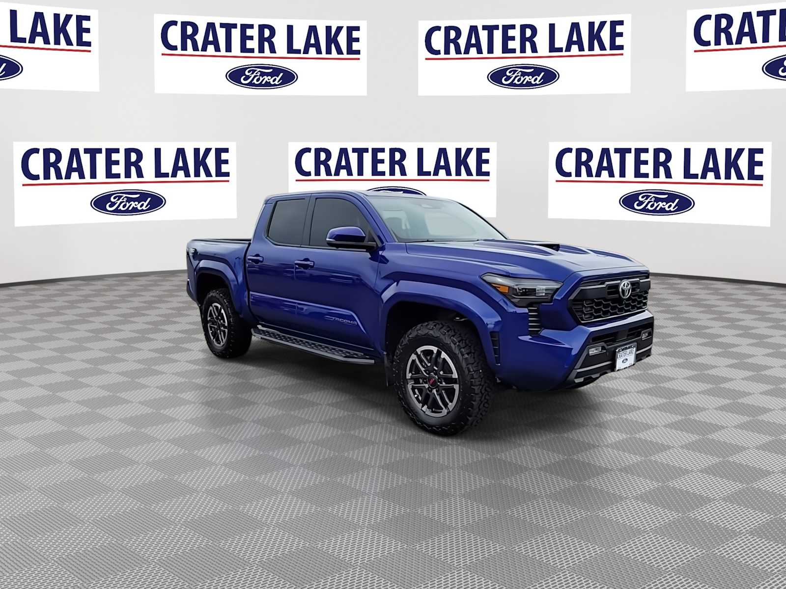 2024 Toyota Tacoma TRD Sport photo 2