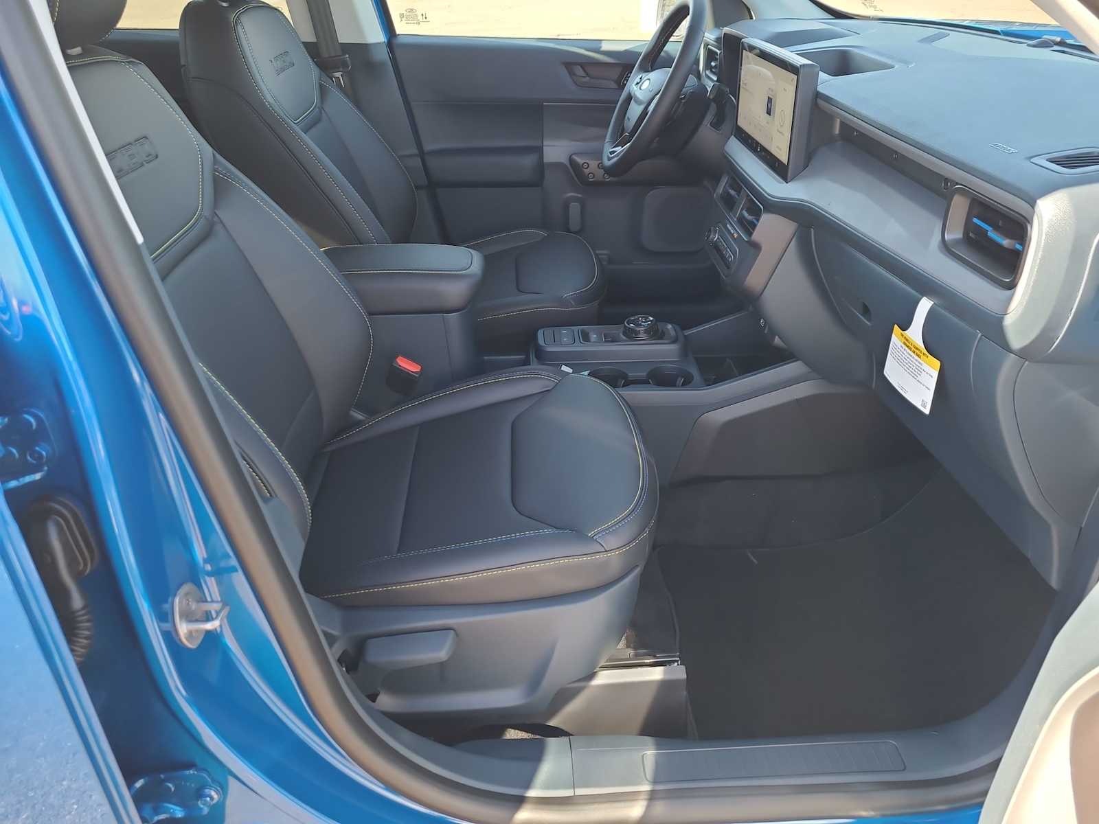 Thumbnail: 2025 Ford Maverick - 22