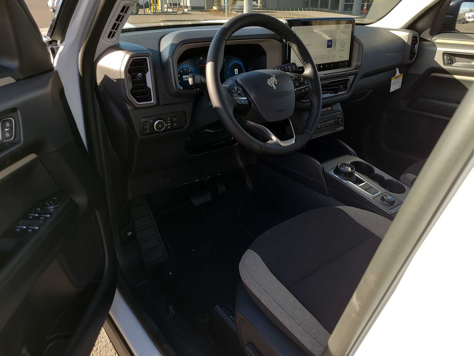 Thumbnail: 2025 Ford Bronco Sport - 10