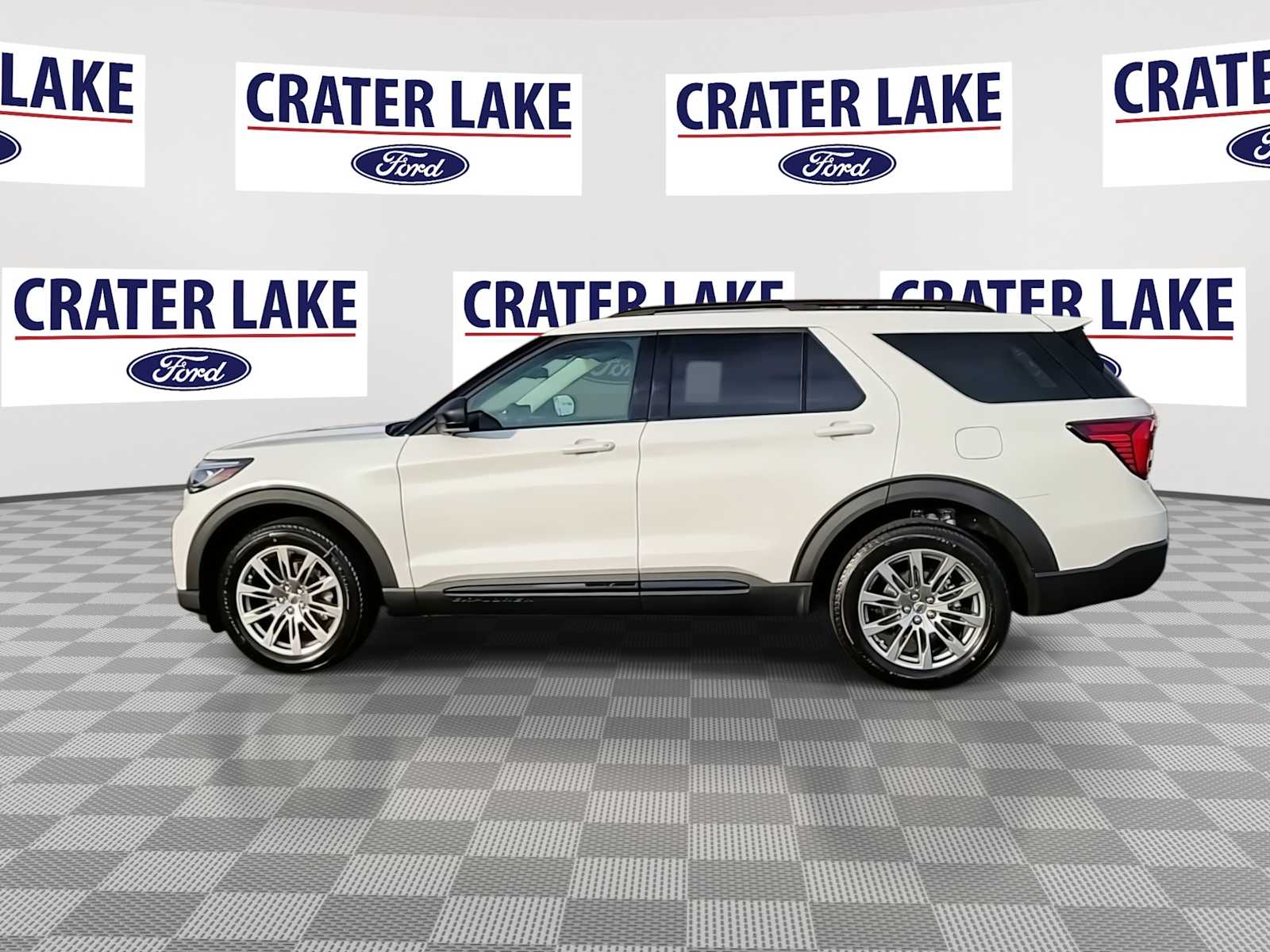 Thumbnail: 2026 Ford Explorer - 5