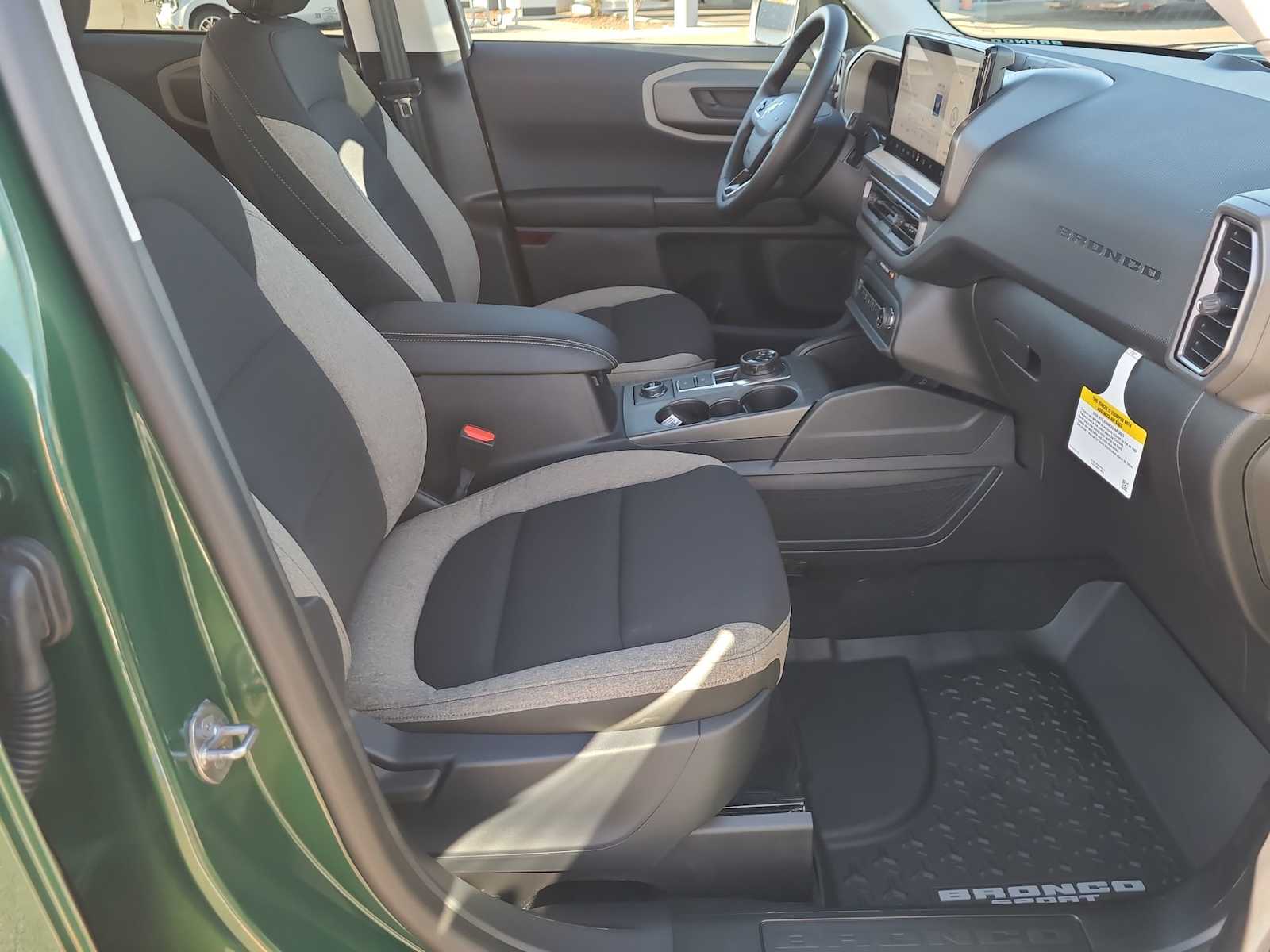 Thumbnail: 2025 Ford Bronco Sport - 22