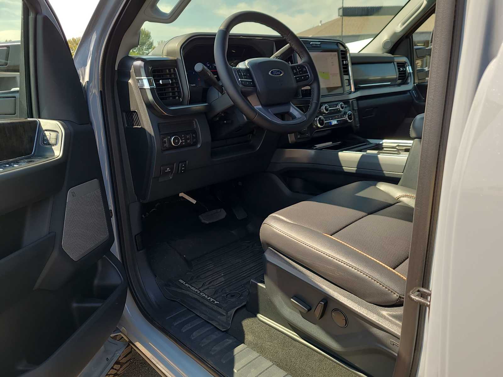 Thumbnail: 2025 Ford F-250 - 10