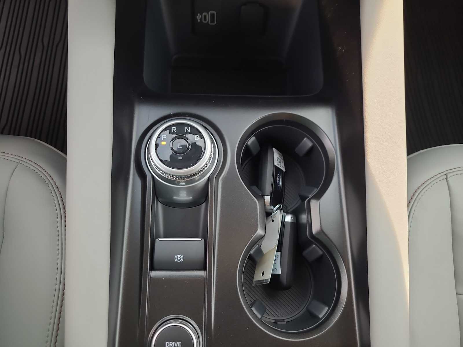 Thumbnail: 2026 Ford Explorer - 25