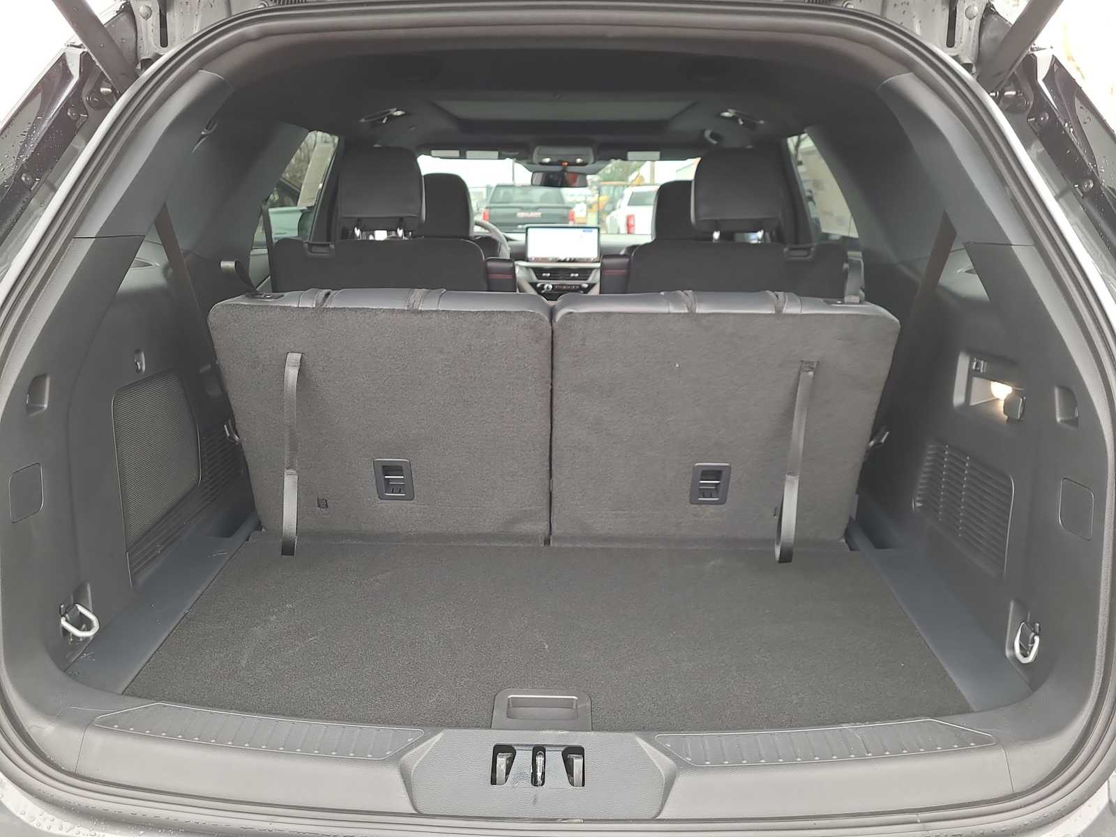 Thumbnail: 2026 Ford Explorer - 27