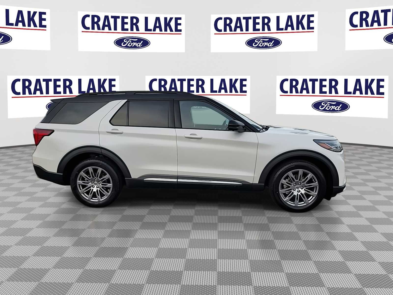 Thumbnail: 2026 Ford Explorer - 9