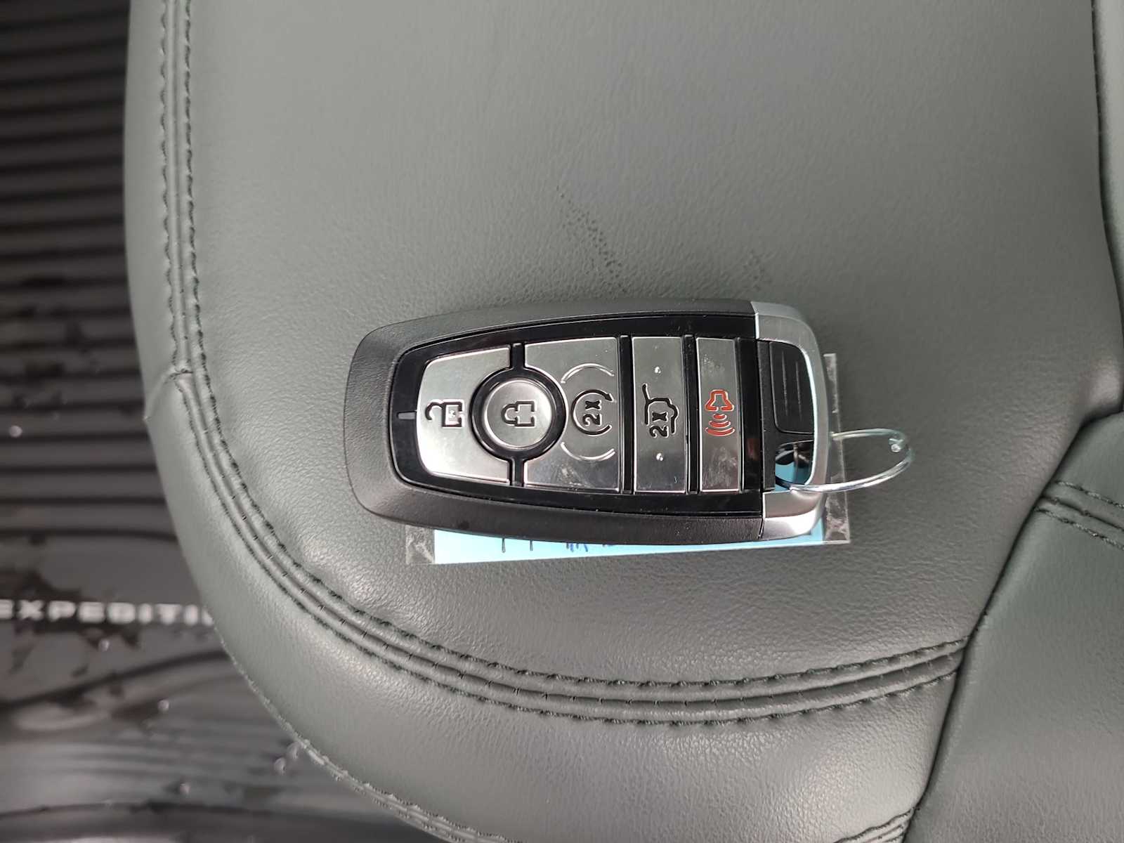 Thumbnail: 2026 Ford Expedition MAX - 28