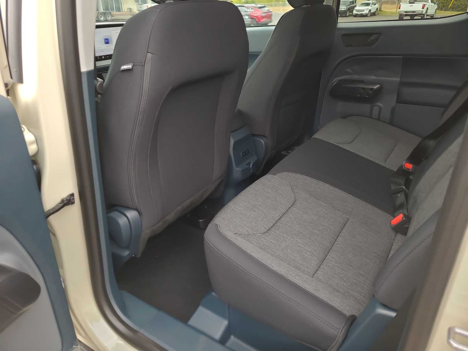 Thumbnail: 2025 Ford Maverick - 20