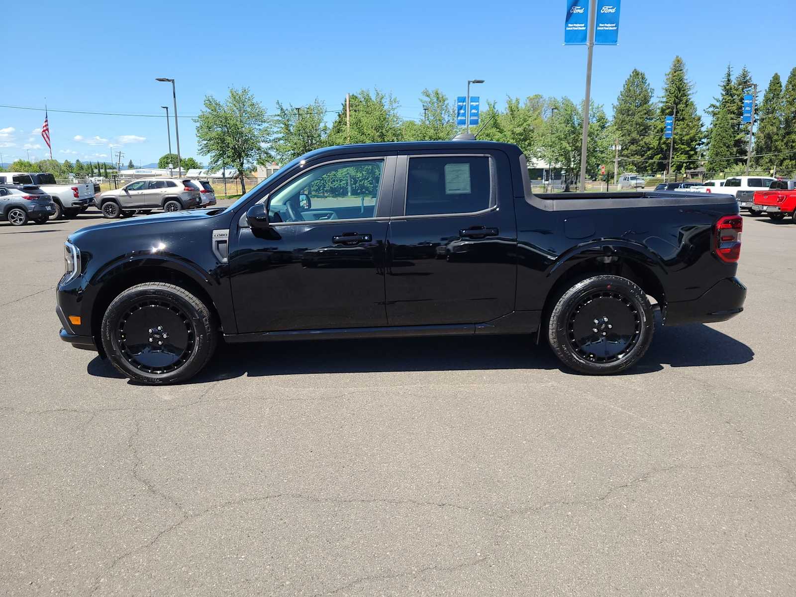 Thumbnail: 2025 Ford Maverick - 11