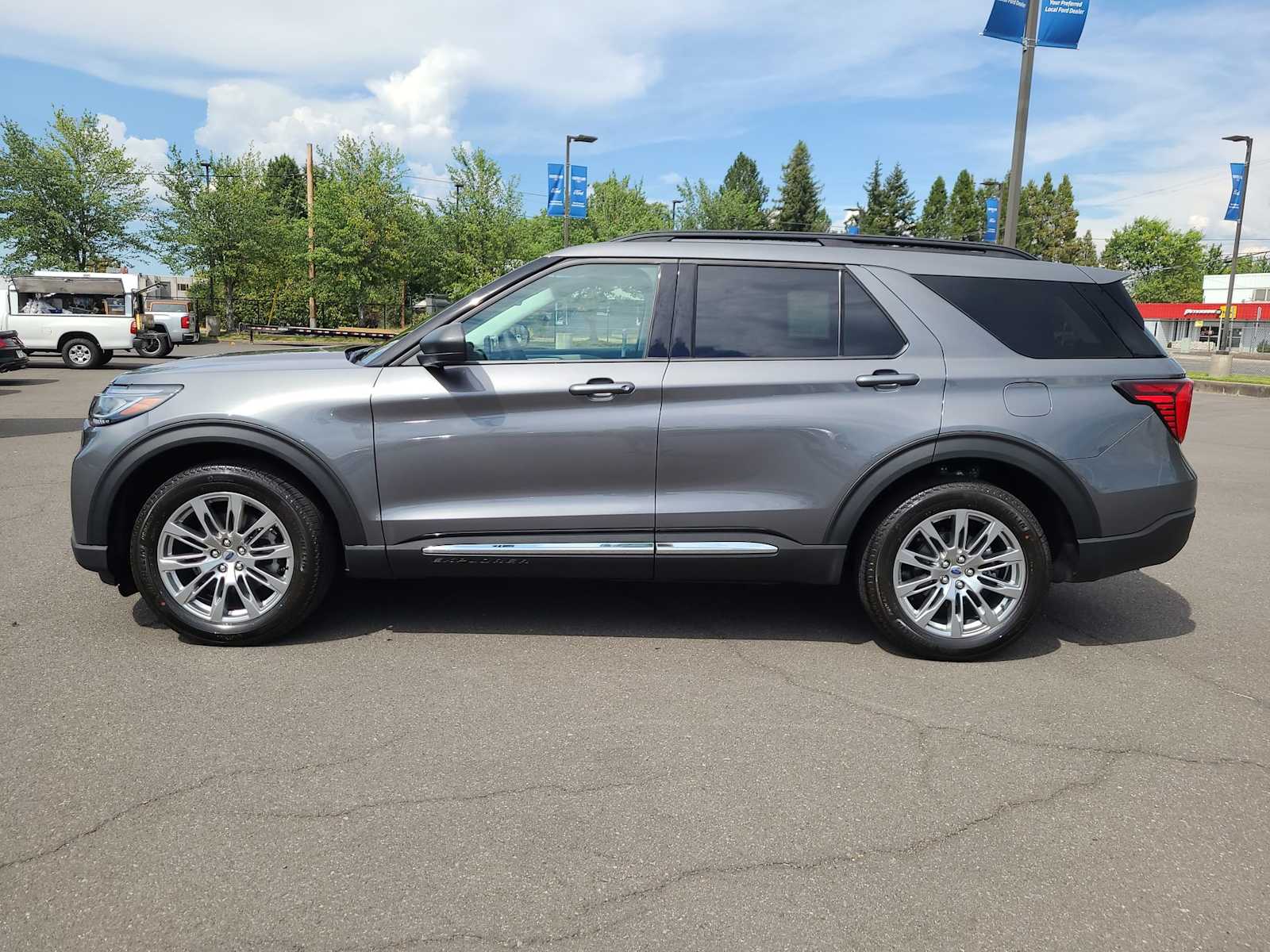 Thumbnail: 2025 Ford Explorer - 11