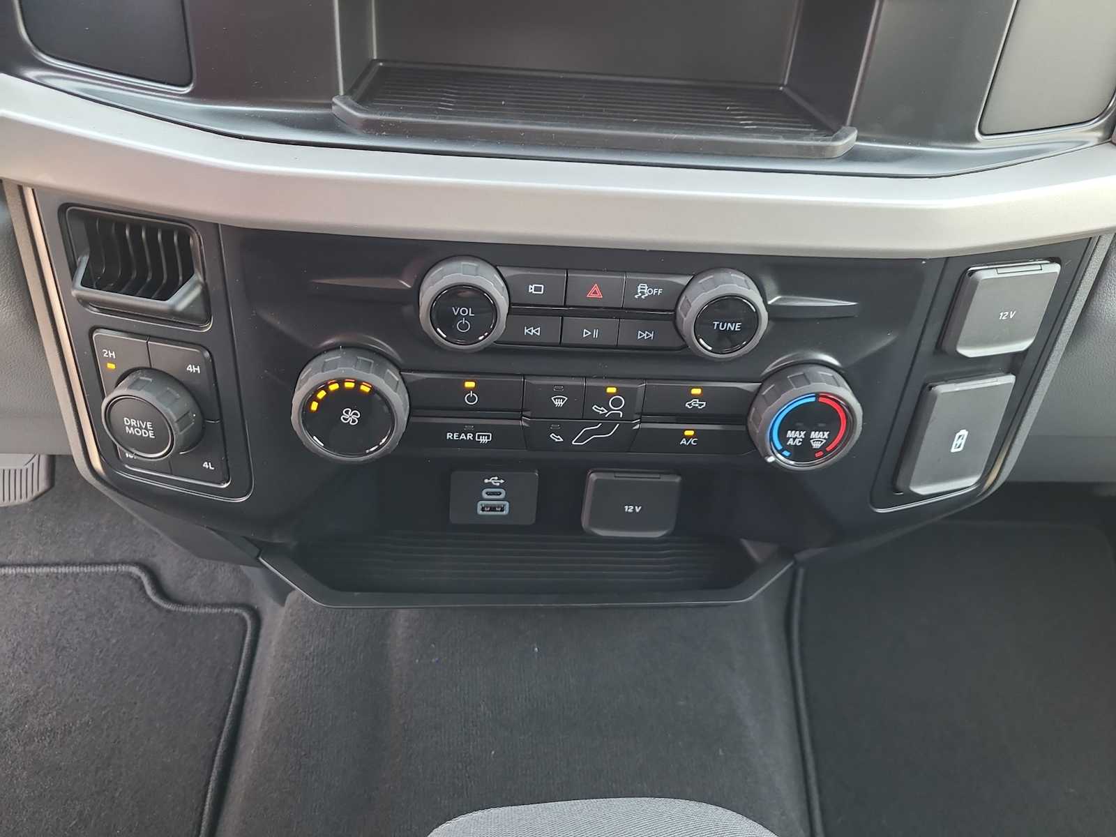 Thumbnail: 2026 Ford F-350 - 25