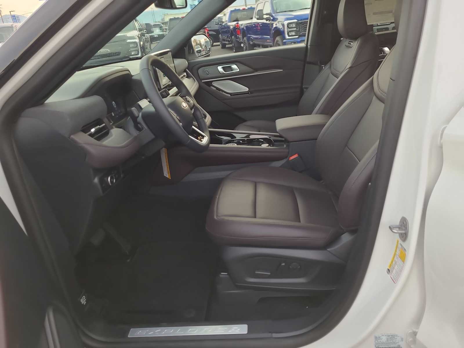 Thumbnail: 2026 Ford Explorer - 19