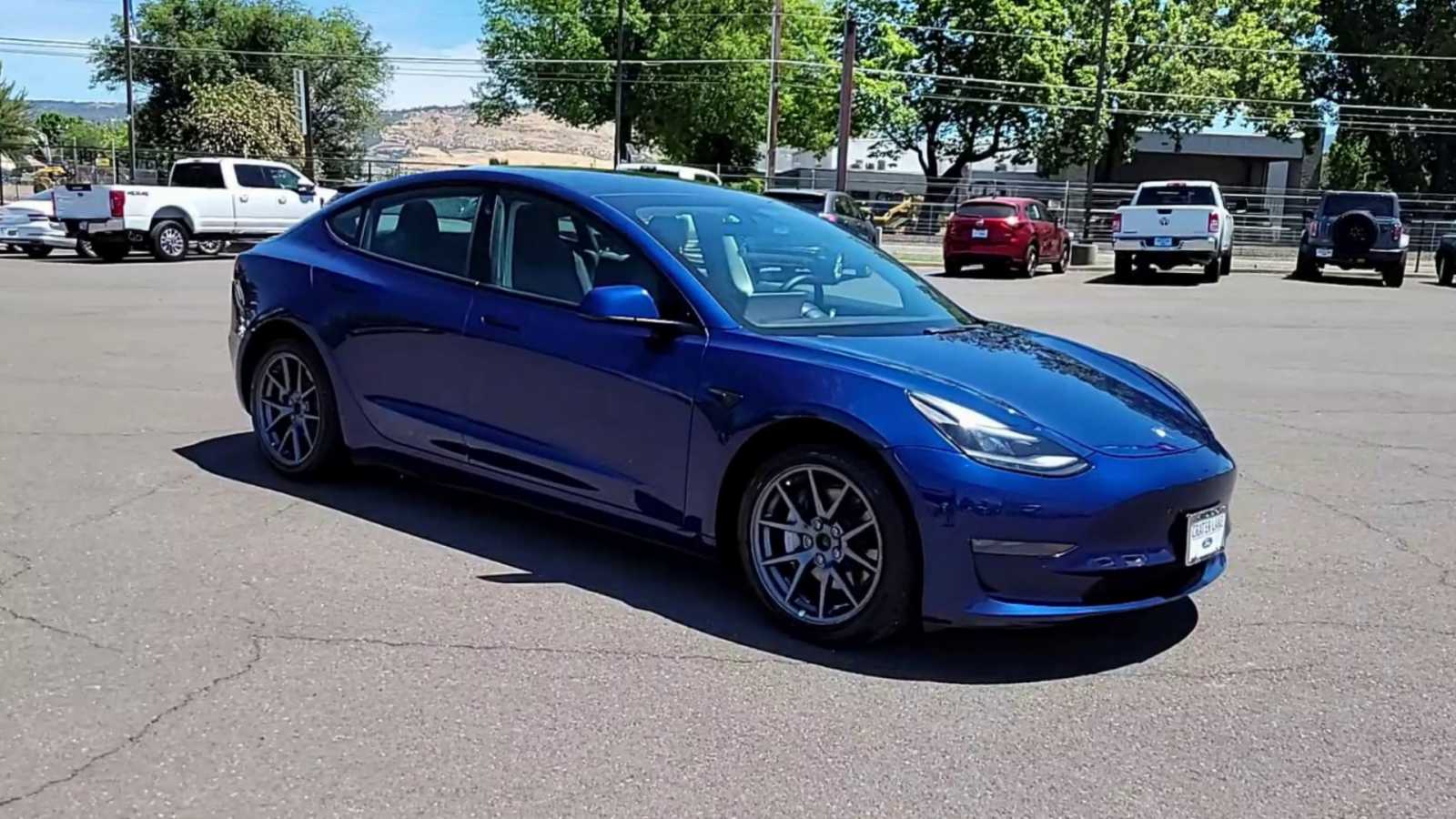 Used 2022 Tesla Model 3 Long Range with VIN 5YJ3E1EB9NF191523 for sale in Medford, OR