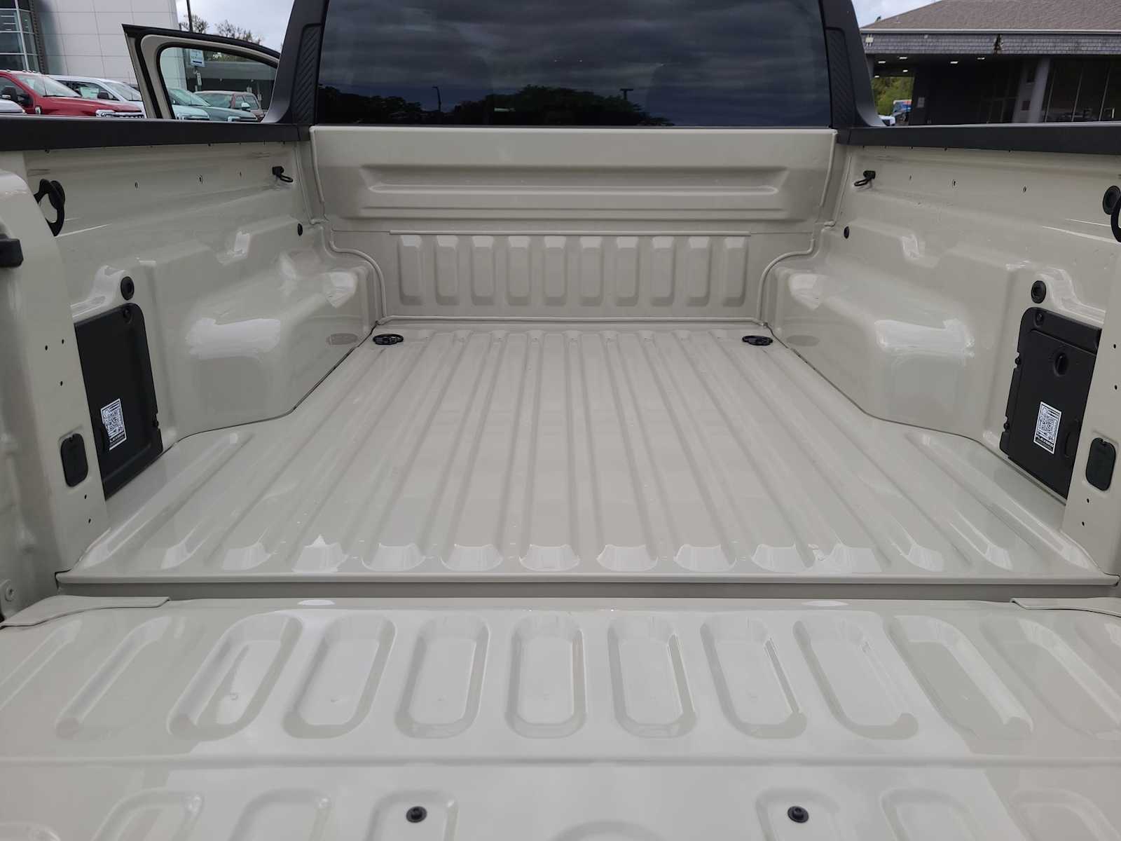 Thumbnail: 2025 Ford Maverick - 27