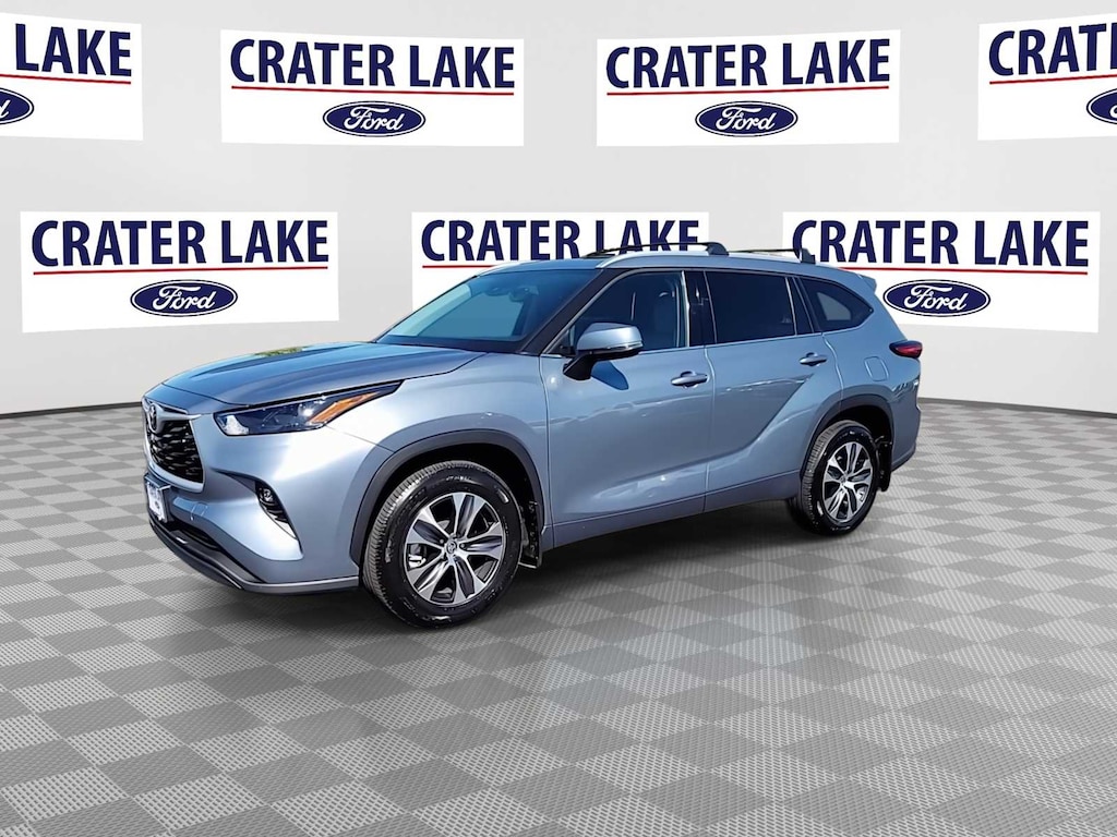 Used 2022 Toyota Highlander XLE SUV