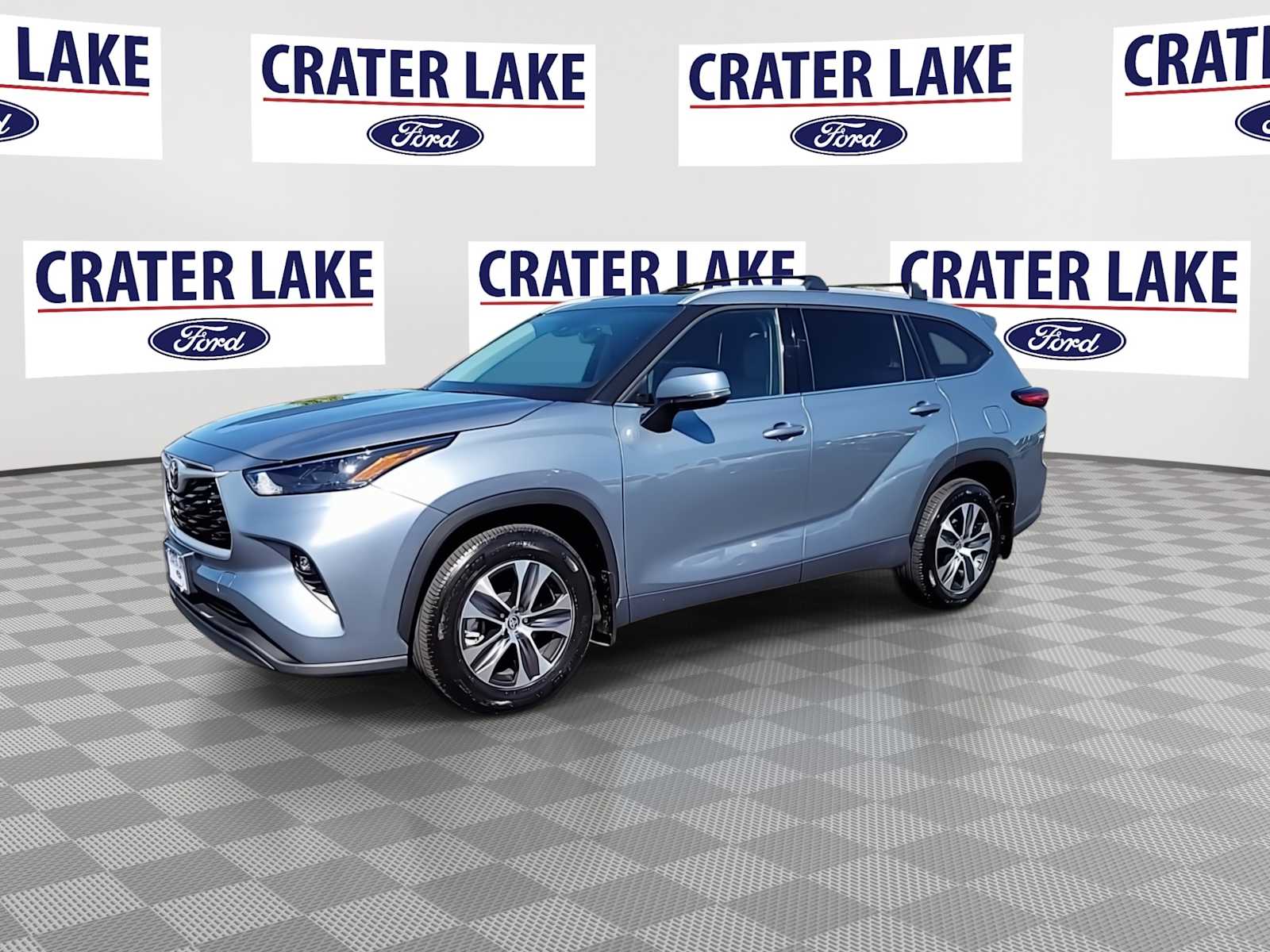 2022 Toyota Highlander XLE photo 4