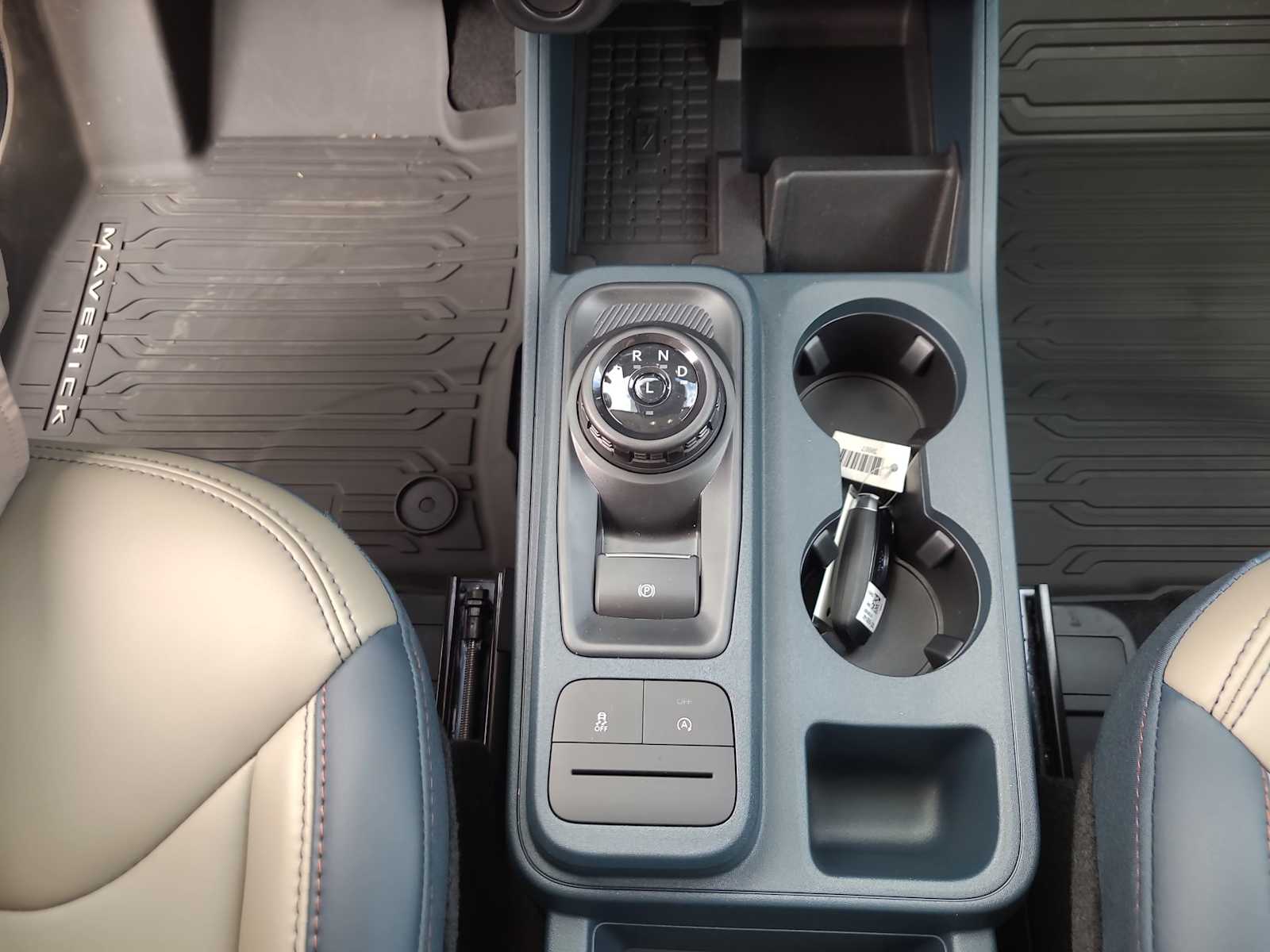 Thumbnail: 2025 Ford Maverick - 25